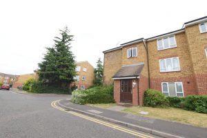 1 bedroom Apartments for sale in Frazer Close Romford